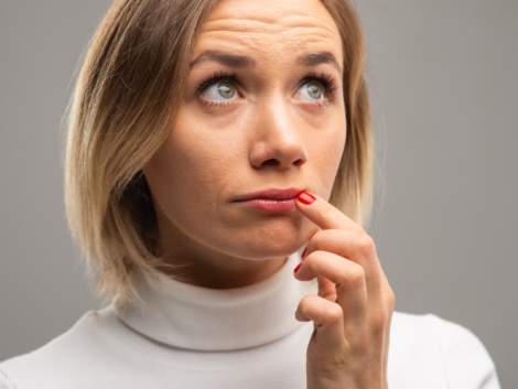 herpes on the lips, beauty and health, female lips